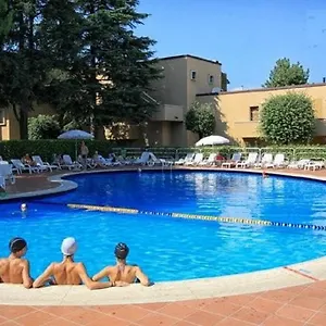https://appartamenti-massimiliano.hotelinveneto.com